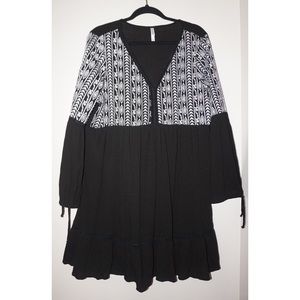 Xhilaration Target Black White Embroidered Dress